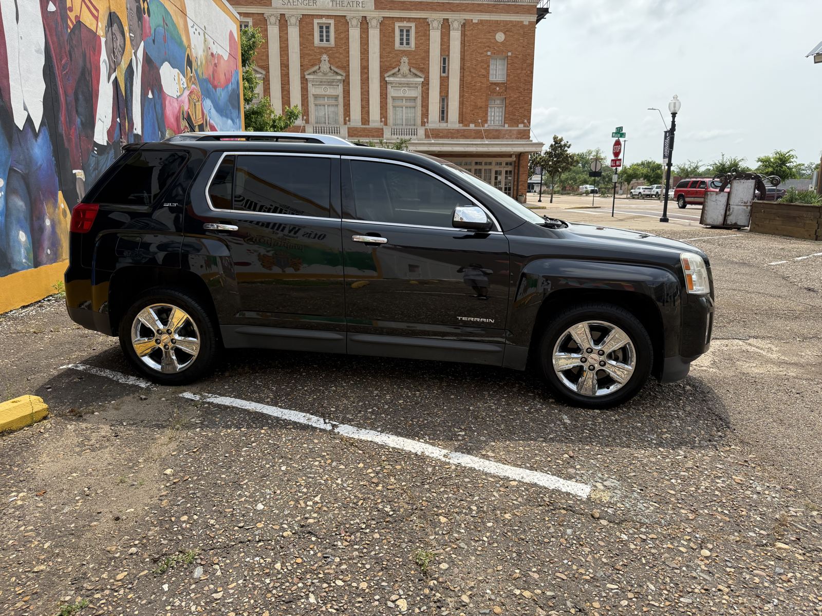 2015 GMC Terrain SLT parked in downtown Texarkana